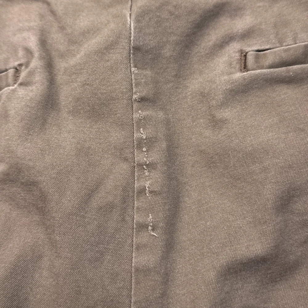 Banana Republic usps clean exactly